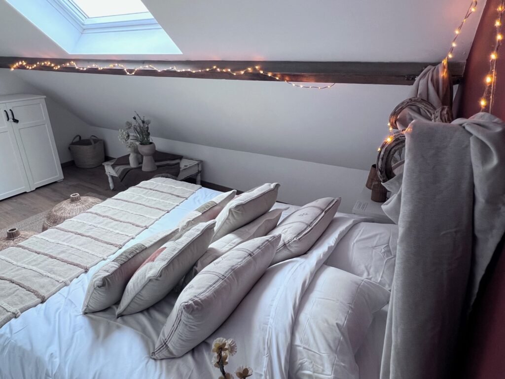 Saphir - Chambre avec lit double et ambiance romantique