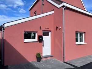 Emeraude - Entrée privative avec boite à clef et parking privatif juste en face