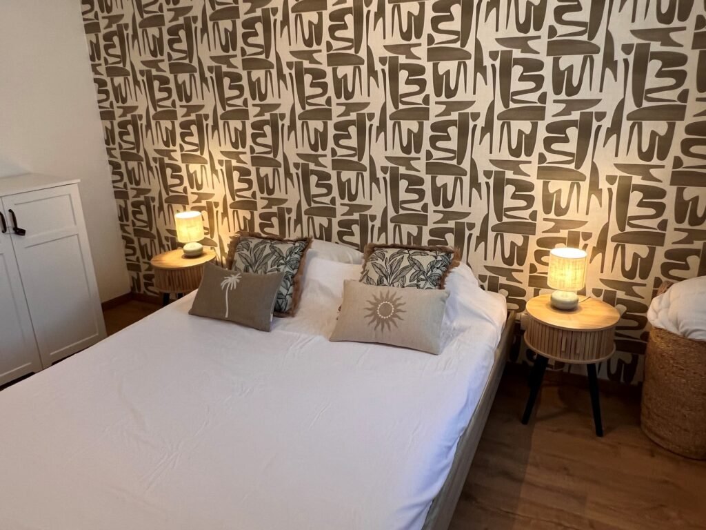 meraude - Lit double confortable avec lit bébé et espace de rangement